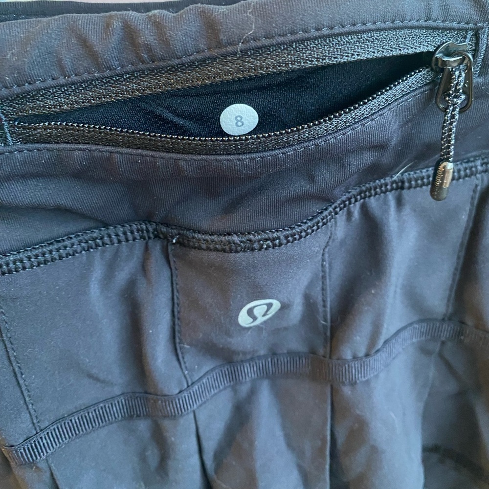 Lululemon Ruffle Back Skort - Picture 3 of 7